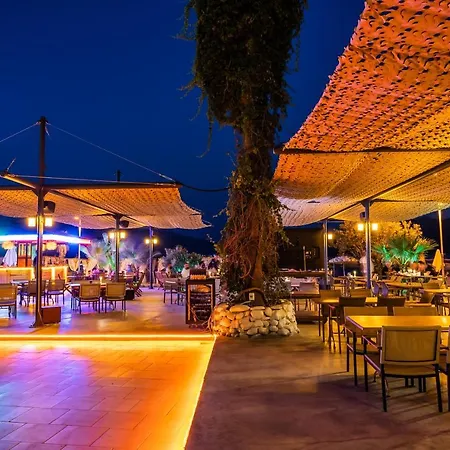 Hotel Caprea 3*