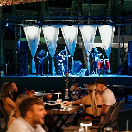 Caprea Hotel