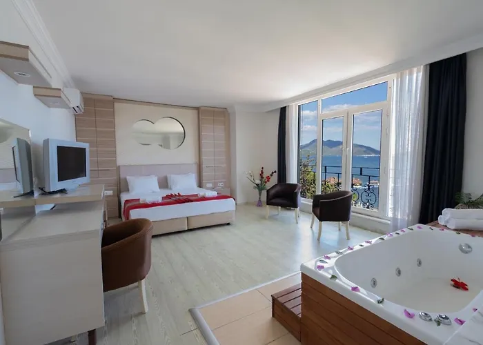 Caprea 酒店 马尔马里斯